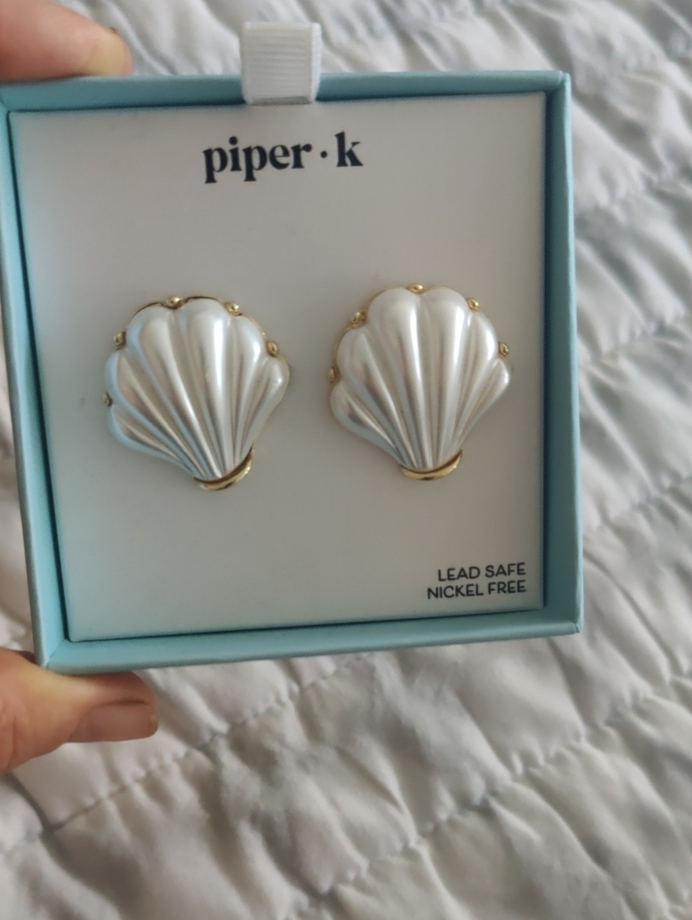 New!Piper.k Pearl Shell Stud Earrings Y2K Cottagecore Coastal Summer Beach Retro